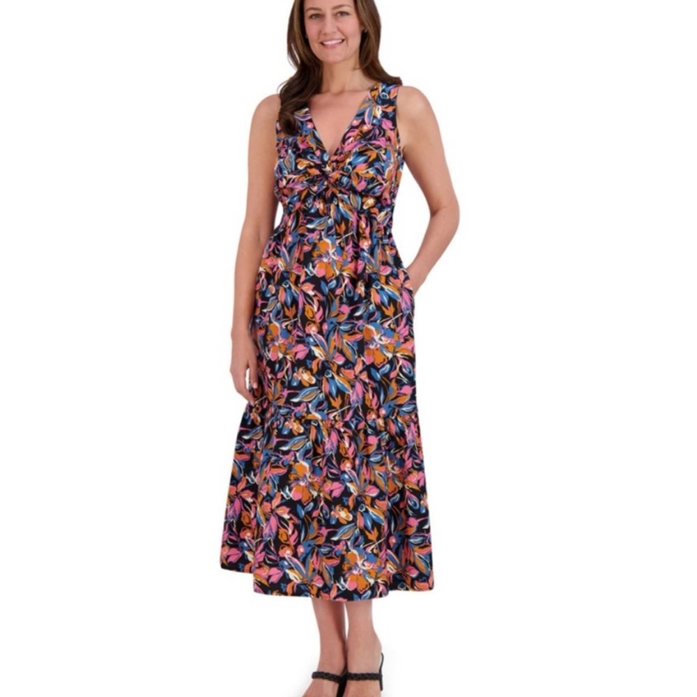 French connection
Vibrant Floral Maxi Dress
